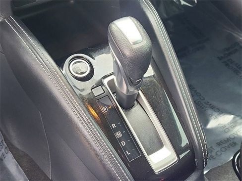 Used 2018 Nissan Kicks SV image 18