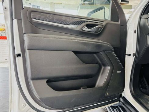 Used 2022 GMC Yukon Denali AWD/4WD image 24