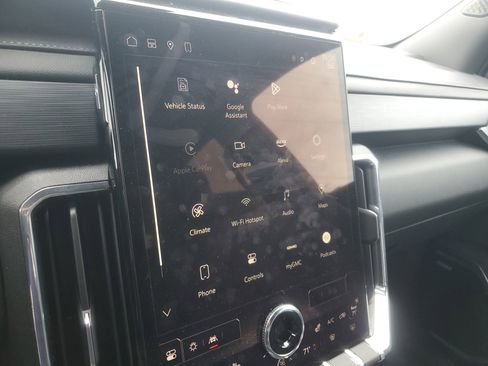 Used 2024 GMC Acadia Elevation image 26