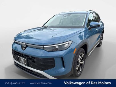 New 2025 Volkswagen Tiguan SE