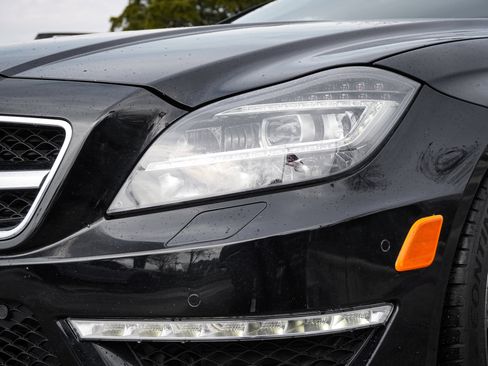 Used 2014 Mercedes-Benz CLS 63 AMG 4MATIC image 7