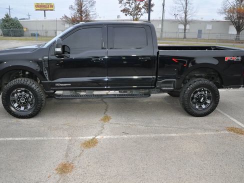 Used 2023 Ford F250 Lariat w/ Sport Appearance Package image 2