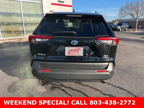 Used 2019 Toyota RAV4 XLE image 31