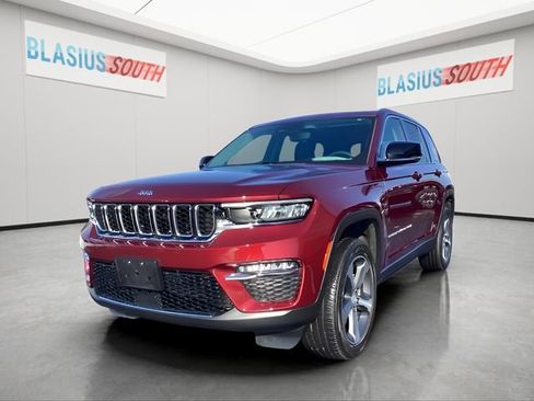 Used 2023 Jeep Grand Cherokee 4WD 4xe image 7