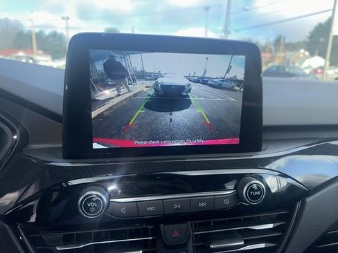 Used 2024 Ford Escape ST-Line image 12