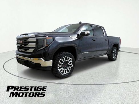Used 2024 GMC Sierra 1500 SLE w/ Preferred Package AWD/4WD image 3
