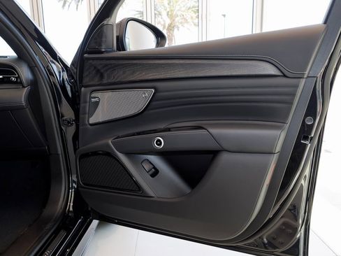 New 2025 Maserati Grecale Modena image 37