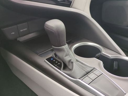 Used 2023 Toyota Camry LE image 29