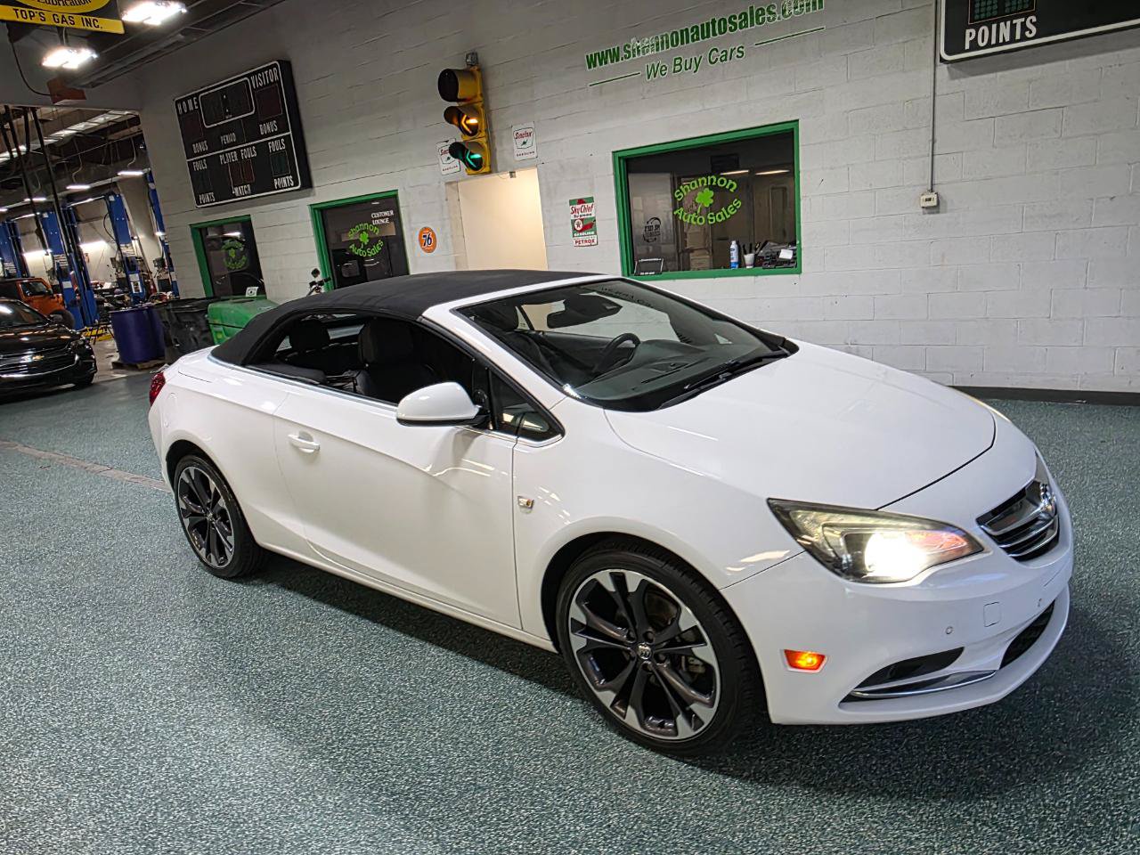 Used 2019 Buick Cascada Premium FWD image 5