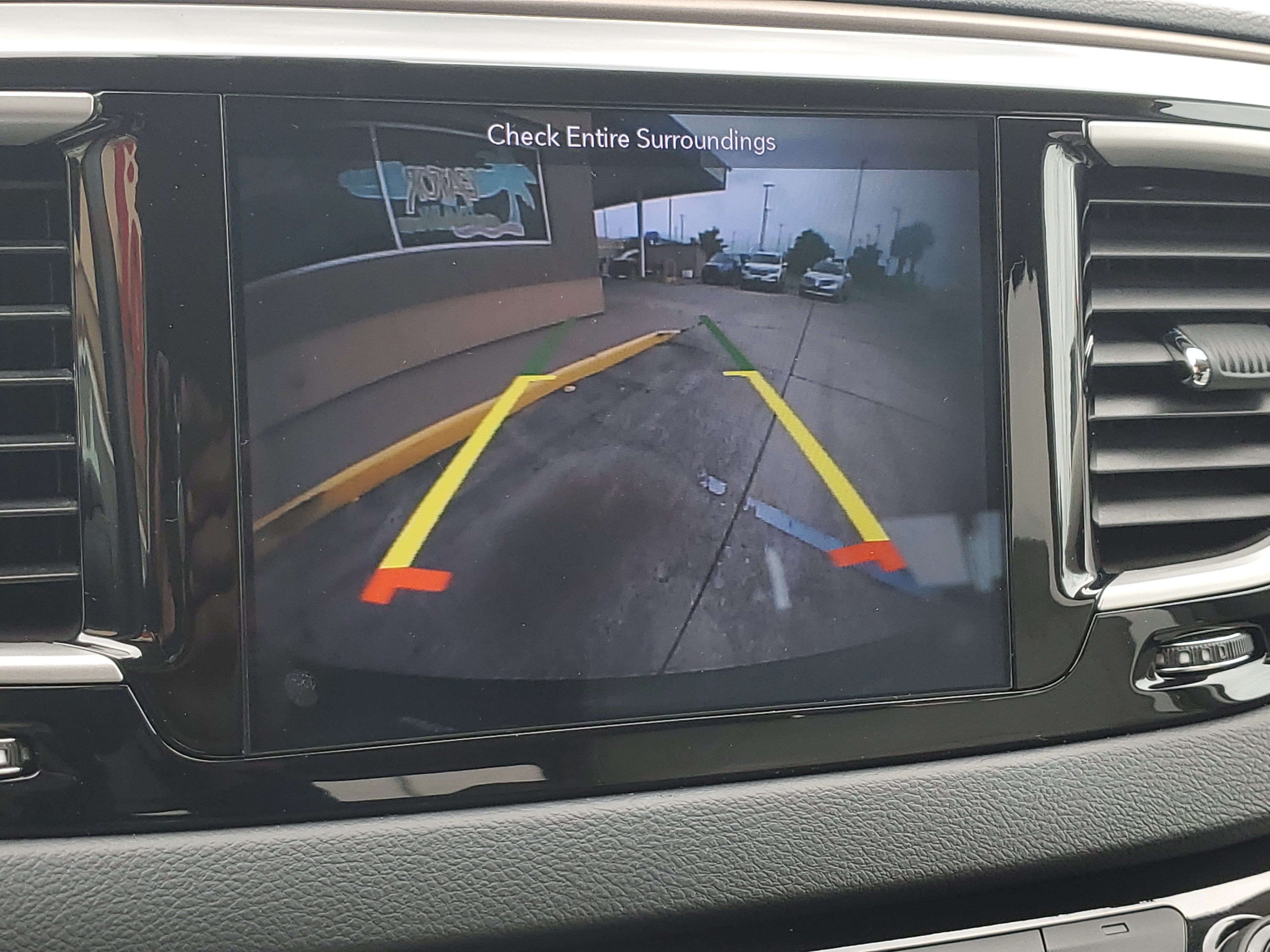 Used 2018 Chrysler Pacifica Touring-L FWD image 24