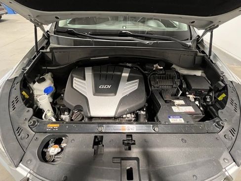 Used 2017 Hyundai Santa Fe Limited image 27