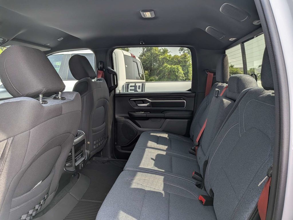 New 2026 RAM 1500 Big Horn AWD/4WD image 9