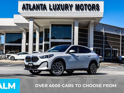 Used 2026 BMW X2 xDrive28i image 3