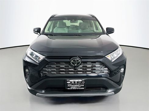 Used 2019 Toyota RAV4 Limited image 2
