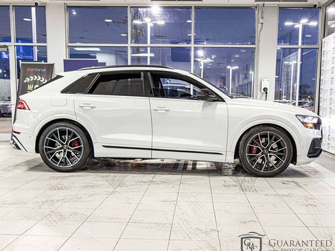 Used 2023 Audi SQ8 Premium Plus w/ Executive Package image 9