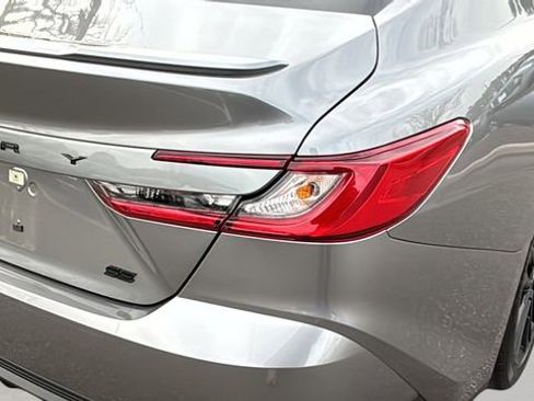 Used 2025 Toyota Camry SE image 33