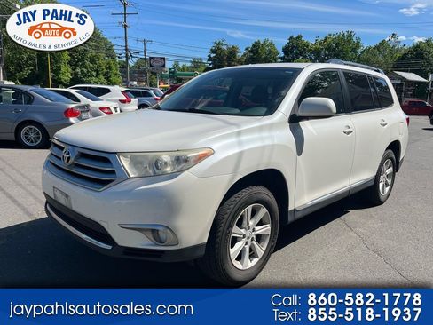 Used 2013 Toyota Highlander SE AWD/4WD image 1
