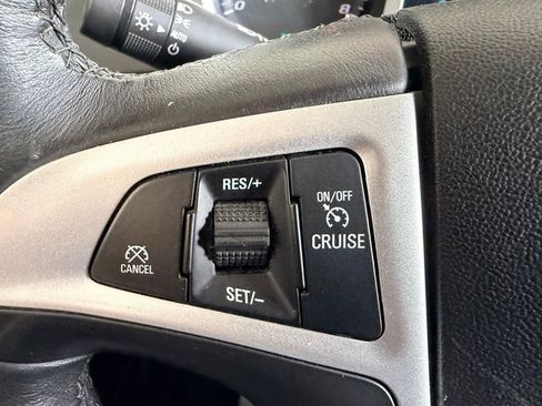 Used 2017 Chevrolet Equinox LT w/ Convenience Package FWD image 18