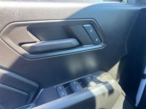Used 2024 Chevrolet Colorado Trail Boss w/ Advanced Trailering Package AWD/4WD image 19