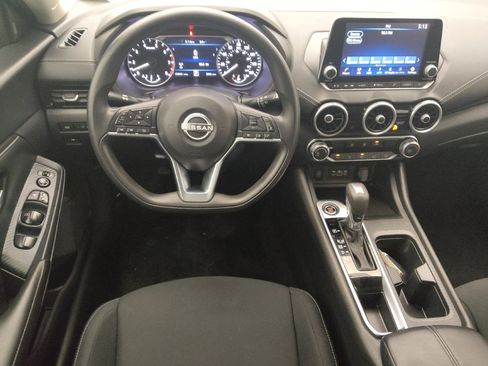 Used 2024 Nissan Sentra SV FWD image 22