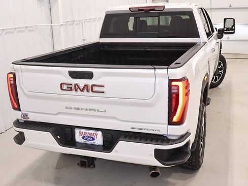 Used 2024 GMC Sierra 2500 Denali w/ Denali Reserve Package image 48