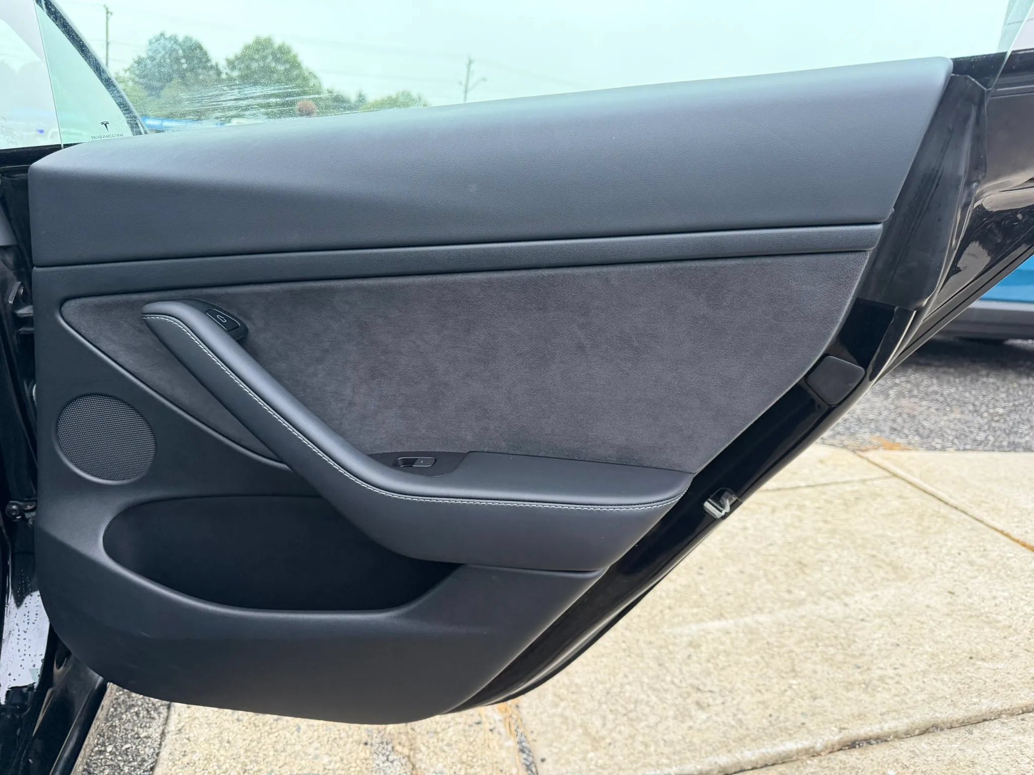 Used 2023 Tesla Model 3 Standard Range RWD image 12