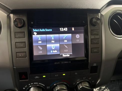 Used 2018 Toyota Tundra SR5 AWD/4WD image 13