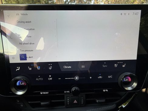 Certified 2022 Lexus NX 350h AWD w/ Vision Package image 22