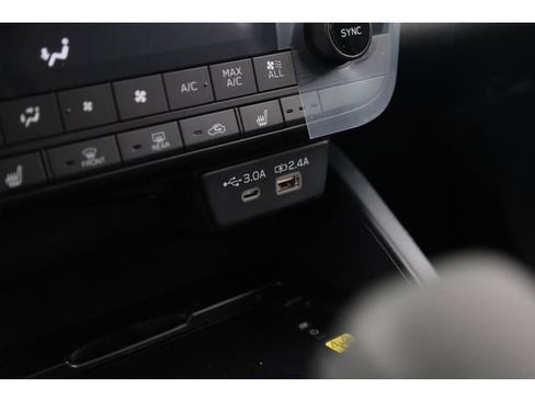 New 2026 Subaru Outback Limited image 49