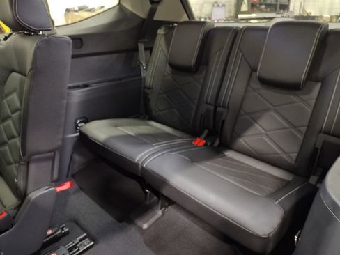 New 2026 Volkswagen Atlas SE image 25