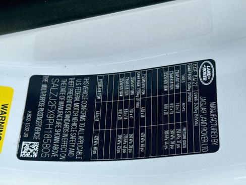 Used 2023 Land Rover Range Rover Evoque S AWD/4WD image 38