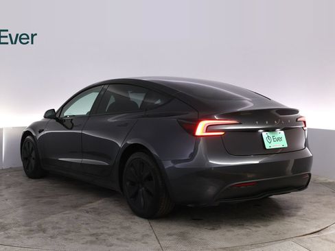 Used 2025 Tesla Model 3 Long Range RWD image 17