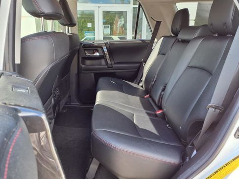 Used 2024 Toyota 4Runner TRD Off-Road Premium image 12