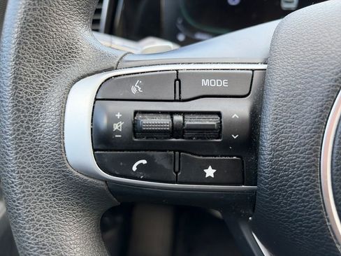 Used 2023 Kia Sportage LX AWD/4WD image 13