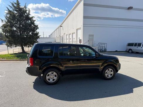 Used 2011 Honda Pilot LX image 4