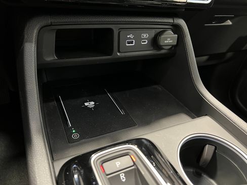 New 2025 Honda Pilot Touring image 26