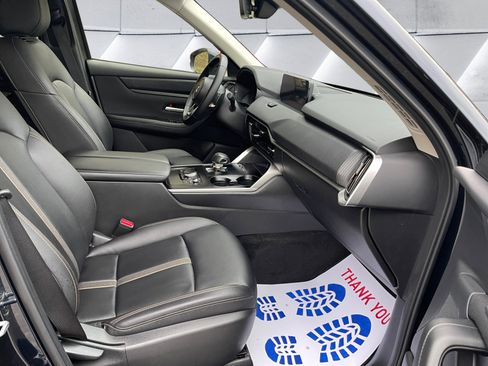 Used 2025 MAZDA CX-90 3.3 Turbo w/ Select Package image 16