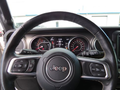 Used 2019 Jeep Wrangler Unlimited Rubicon image 25