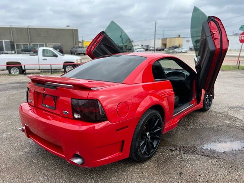 Used 2004 Ford Mustang GT image 9