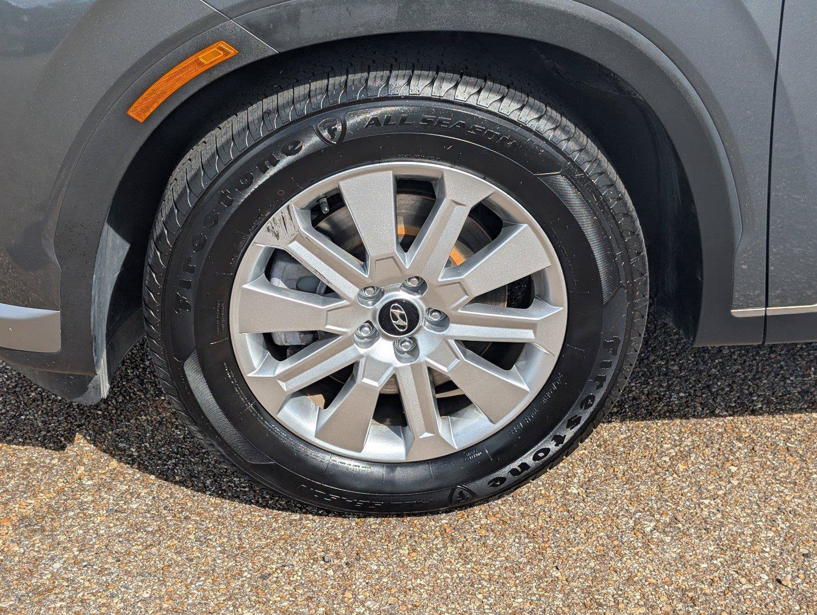 Used 2024 Hyundai Palisade SEL FWD image 9