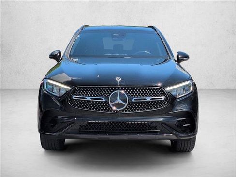 Used 2024 Mercedes-Benz GLC 300 image 2