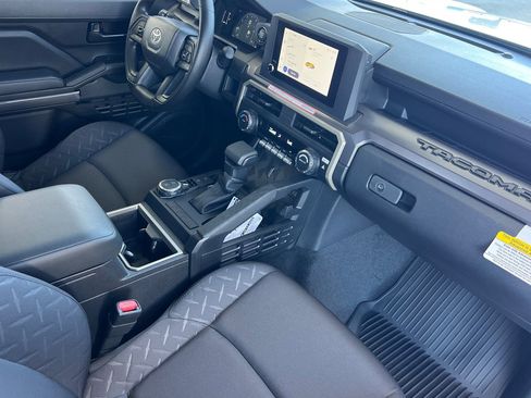 New 2026 Toyota Tacoma SR5 AWD/4WD image 12