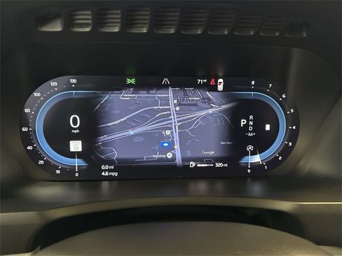 Used 2023 Volvo XC90 B5 Core w/ Climate Package image 17