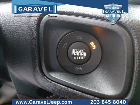 Used 2025 Jeep Wrangler Sport S image 16