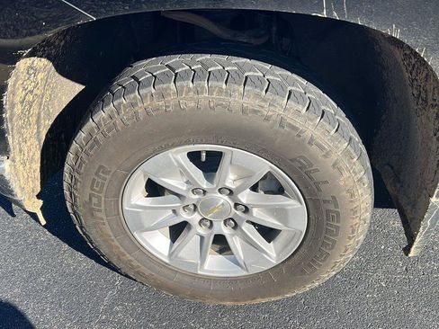 Used 2021 Chevrolet Silverado 1500 LT image 10