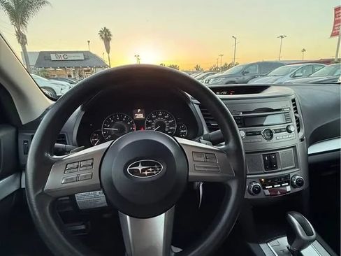 Used 2011 Subaru Legacy 2.5i AWD/4WD image 6