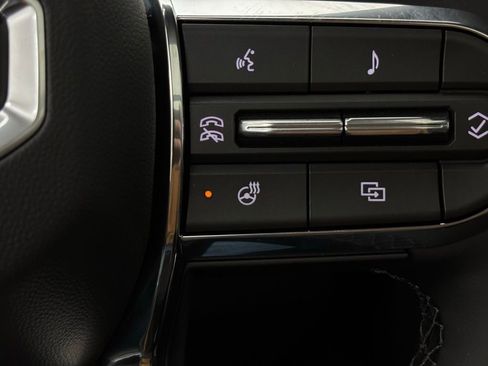 New 2026 GMC Yukon Denali w/ Sun & Power Step Package image 24