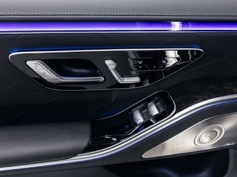 Used 2023 Mercedes-Benz S 580e 4MATIC Sedan image 30