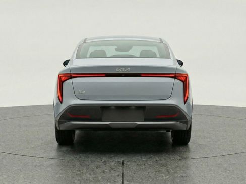 Used 2025 Kia K4 LXS image 7