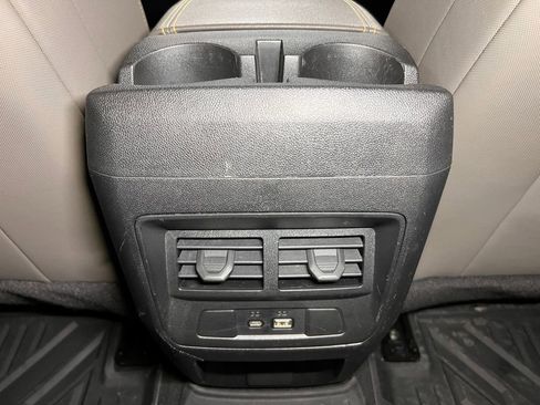 Used 2024 Chevrolet Colorado ZR2 w/ Technology Package AWD/4WD image 27